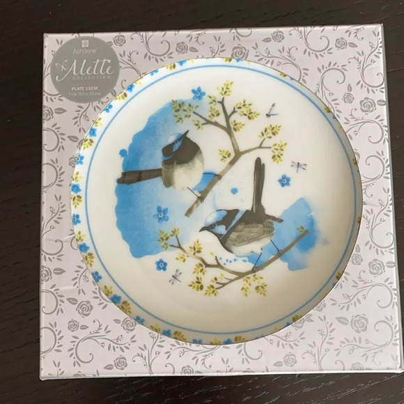 Plum & Perch Fine Bone China dessert plate - Picture 7 of 7